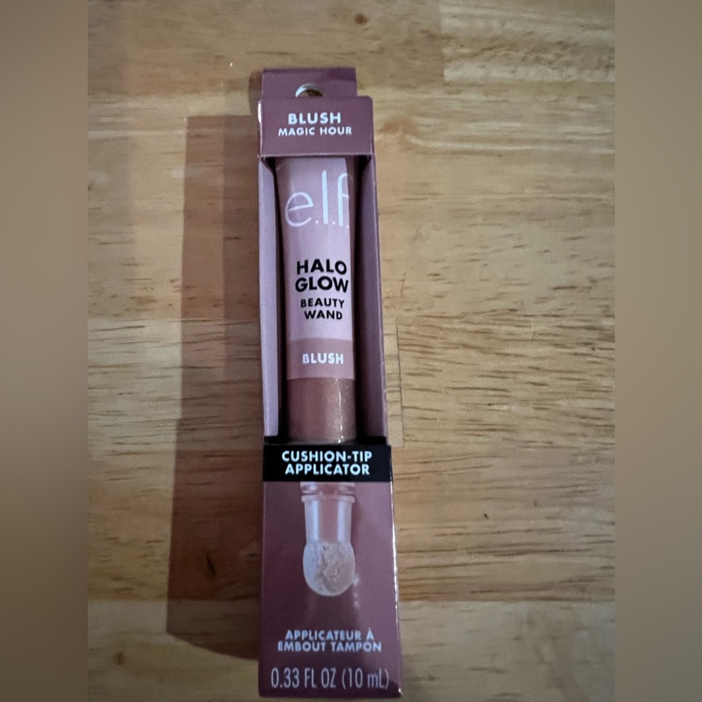 E.L.F. Halo Glow Blush Beauty Wand!!Offers Welcome!!